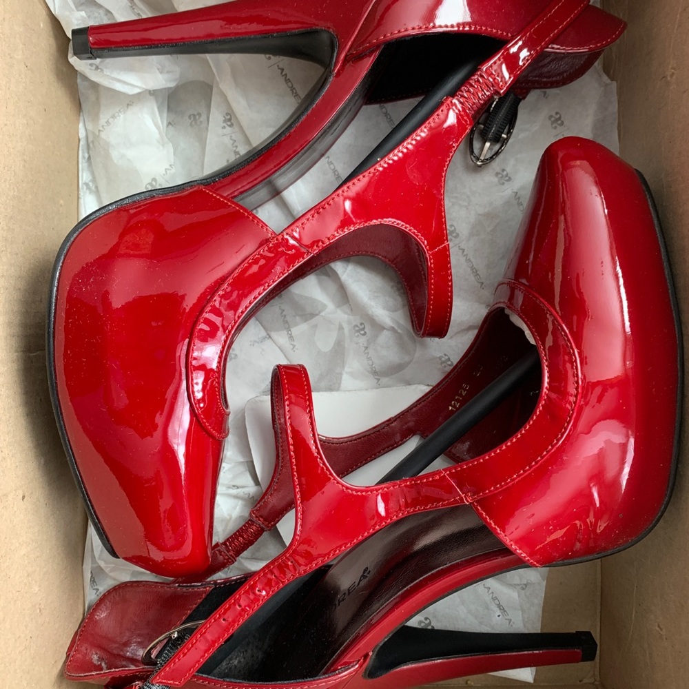 Andrea red high heel platform 👠stilettos🌸